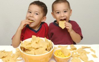 Adoptar La Cultura Americana Aumenta el Riesgo de Diabetes en los Niños Estadounidenses de Origen Mexicano