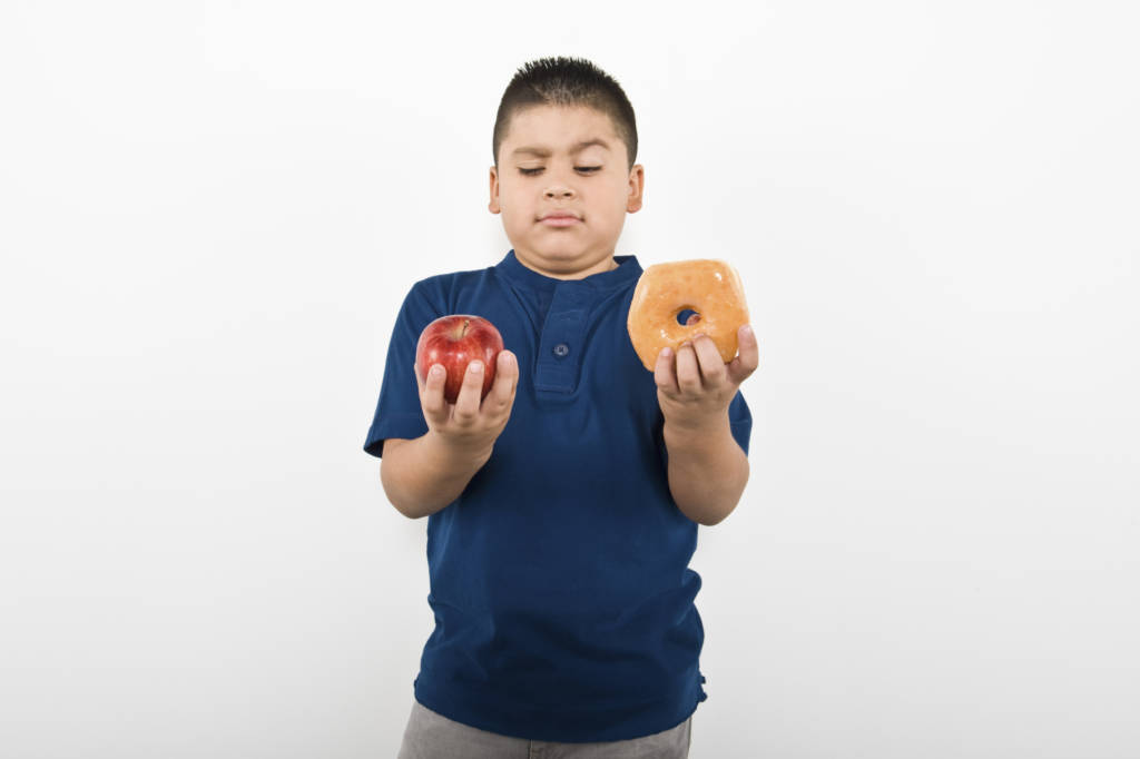hispanic child, hispanic child with apple, healthy, not healthy
