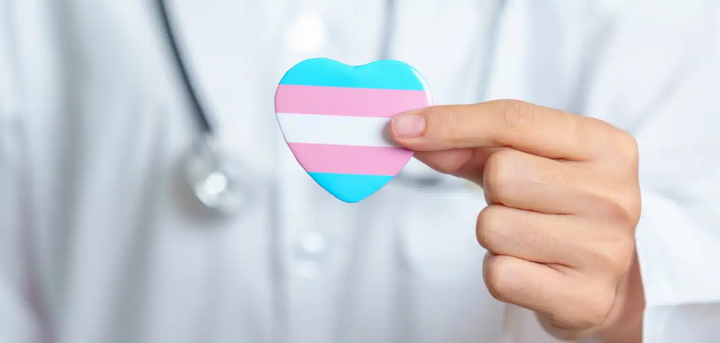 La profilaxis con lenacapavir coexiste de manera segura con terapias hormonales para personas trans.