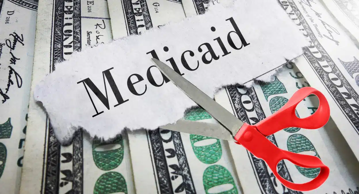 Planes de Salud de Medicaid Intensifican Alcance para Asegurar Cobertura para Familias de Bajos Ingresos