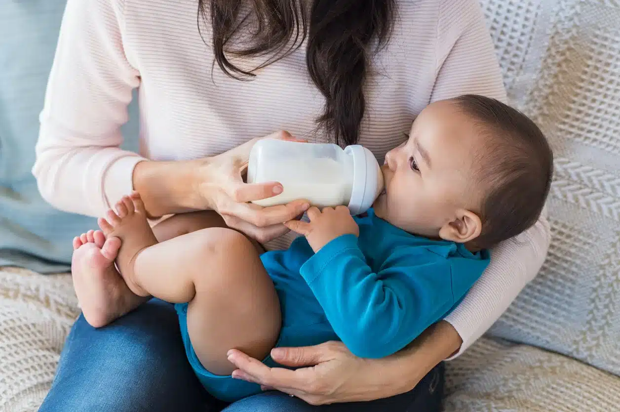 Fomentando la Salud: Navegando la Nutrición Infantil desde la Lactancia Materna hasta las Verduras
