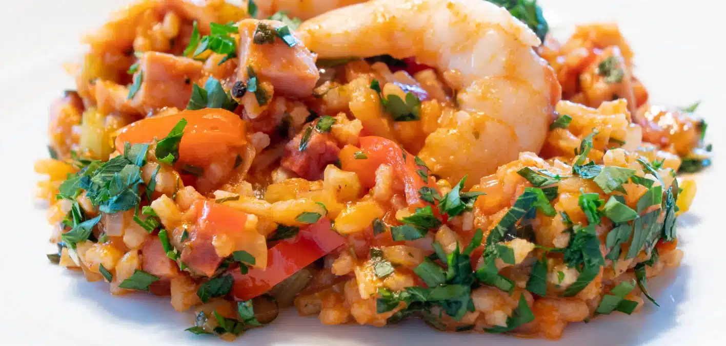 Receta Saludable: Jambalaya de Pollo y Camarones