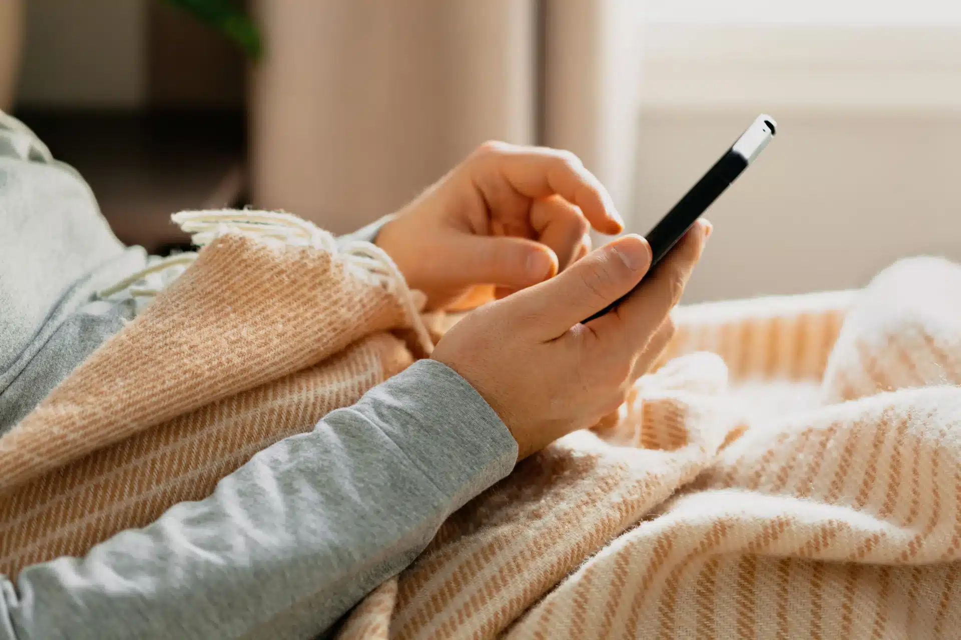 Diagnósticos con chatbots: ¿por qué los estadounidenses usan la IA para cuidar su salud?